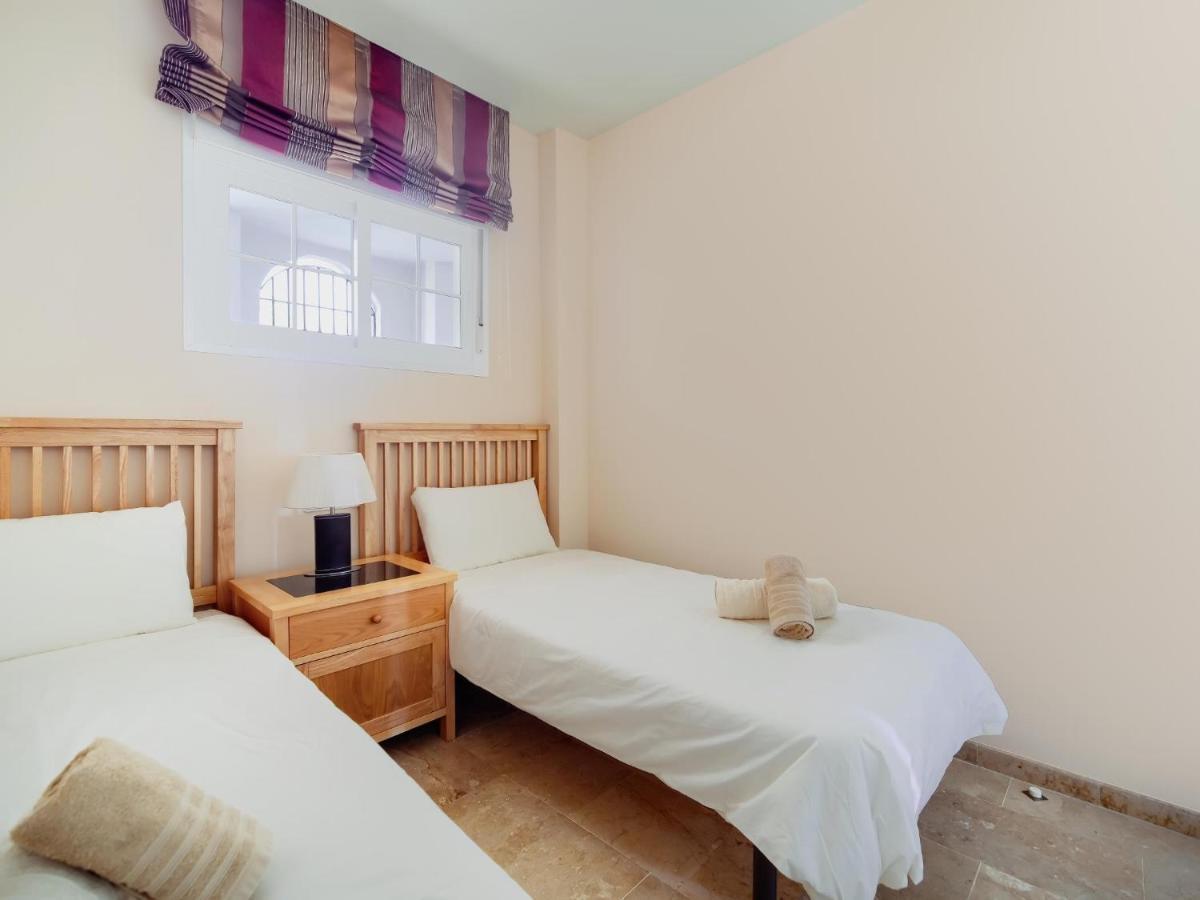 Апартаменты Oasis La Cala 3 ,Pools, Parking And Wifi Ла-Кала-де-Михас Экстерьер фото